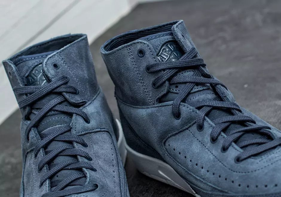 Air Jordan 2 Decon Thunder Bleu