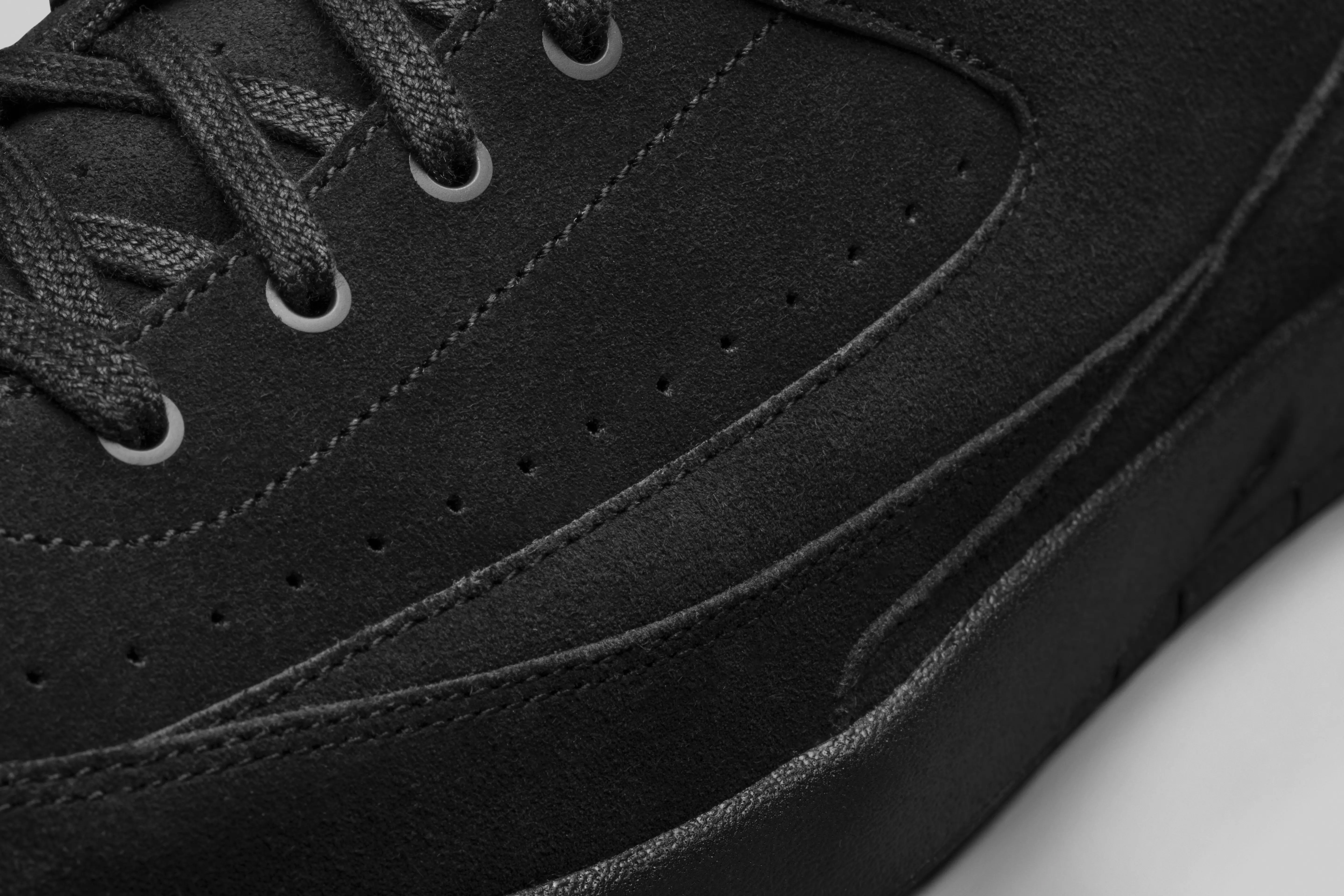 Air Jordan 2 Decon Triple Noir 897521-010