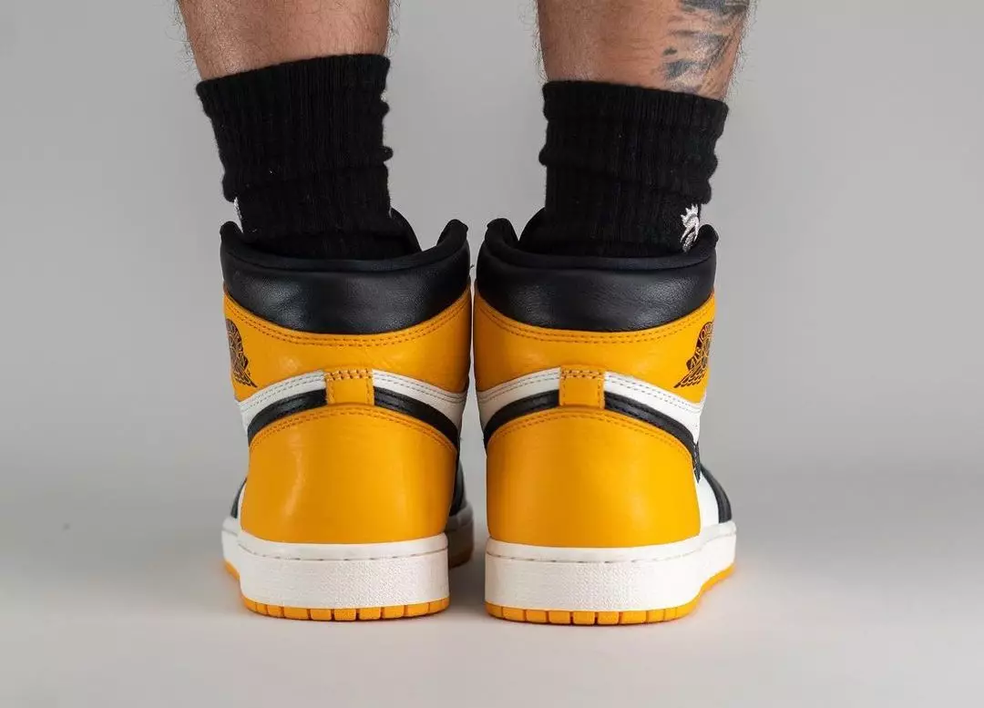 Air Jordan 1 Taxi Yellow Toe 555088-711 تاريخ الإصدار على القدمين