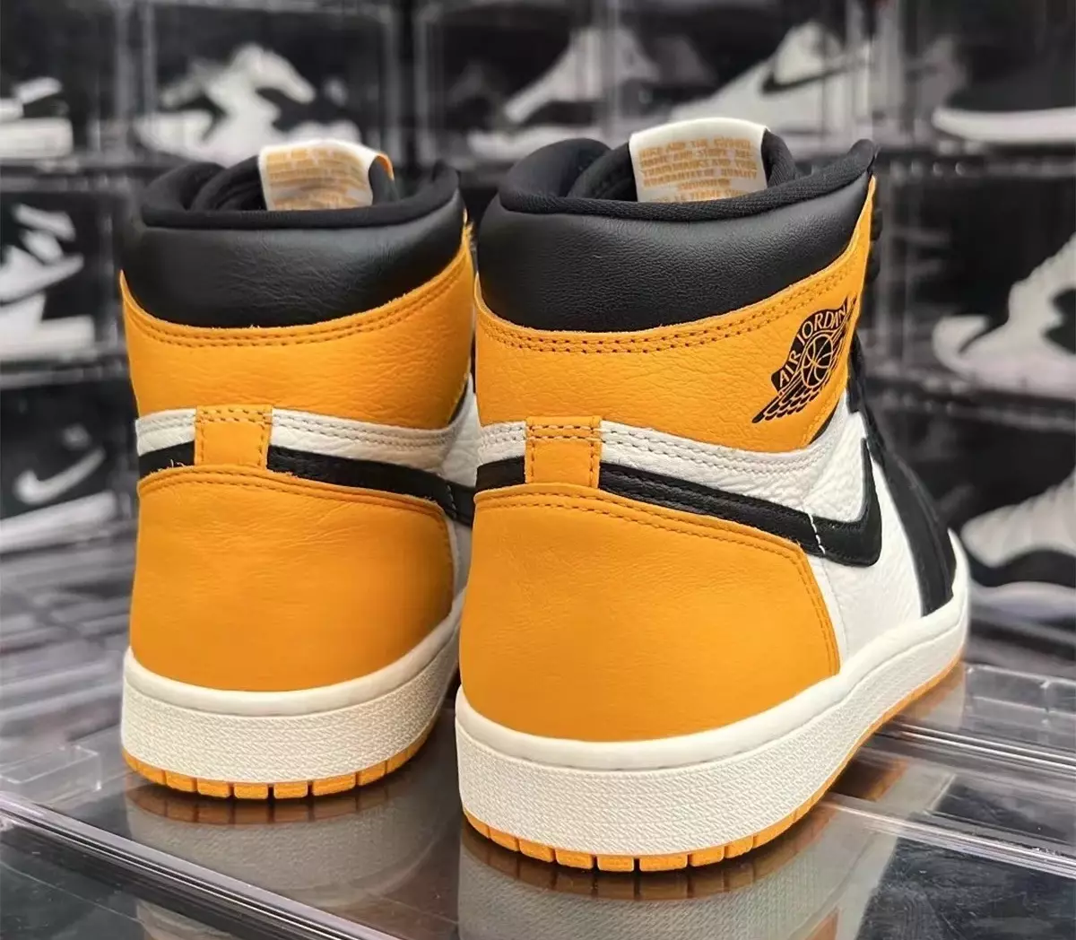 Air Jordan 1 Yellow Toe Taxi 555088-711 Ημερομηνία κυκλοφορίας Τιμολόγηση