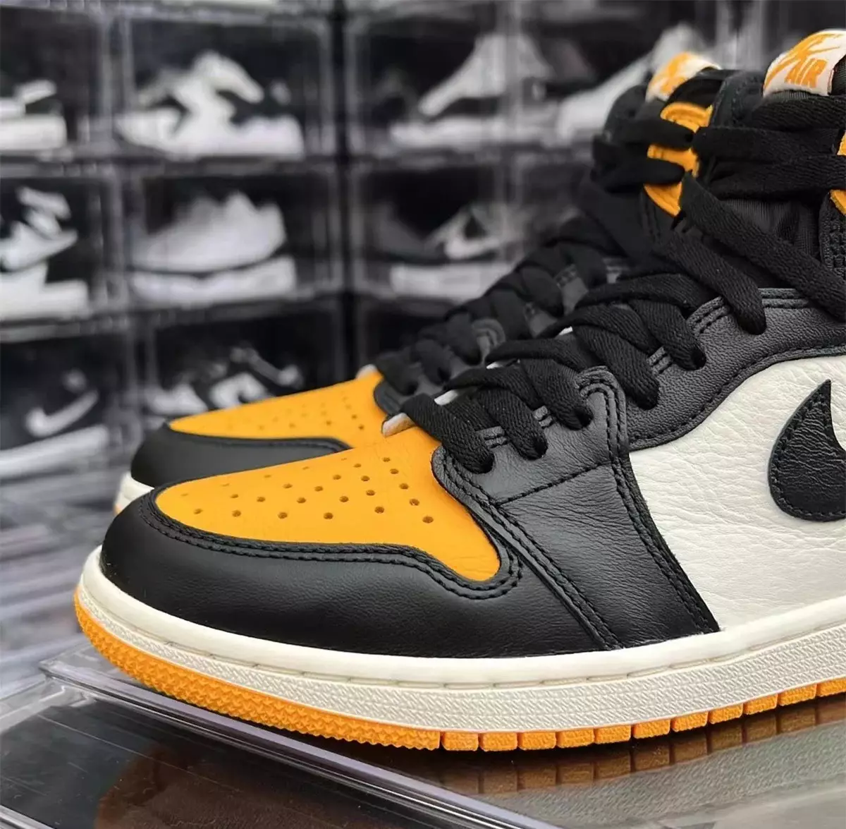 Preço do Air Jordan 1 Yellow Toe Taxi 555088-711 Data de lançamento