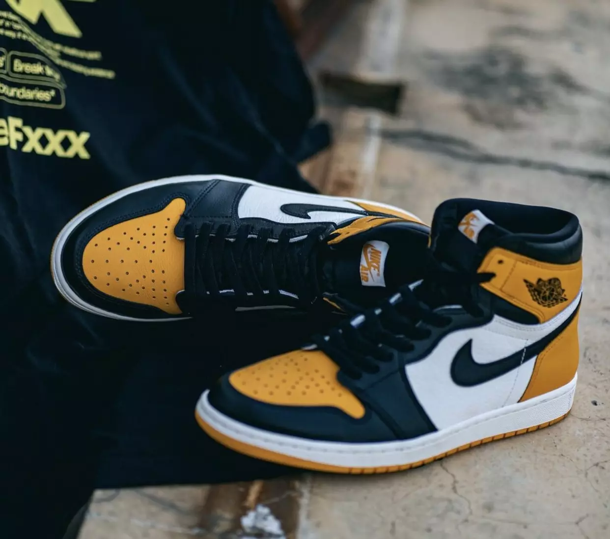 Air Jordan 1 Yellow Toe Taxi 555088-711 תאריך שחרור