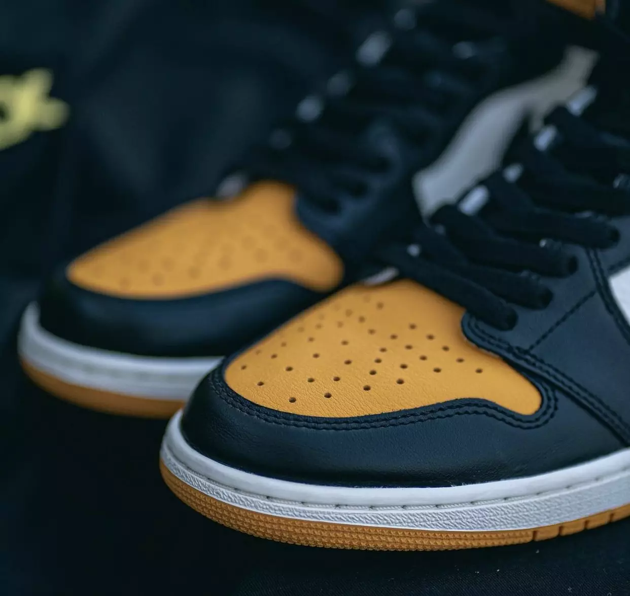 Air Jordan 1 Yellow Toe Taxi 555088-711 Izlaišanas datums