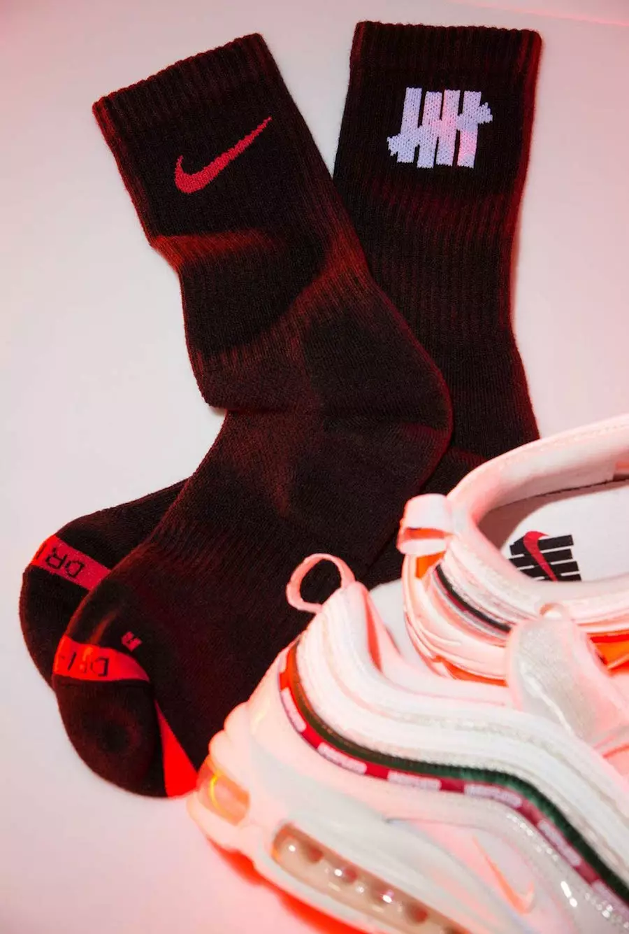 Ubesejret Nike Air Max 97 Apparel Footwear Collection