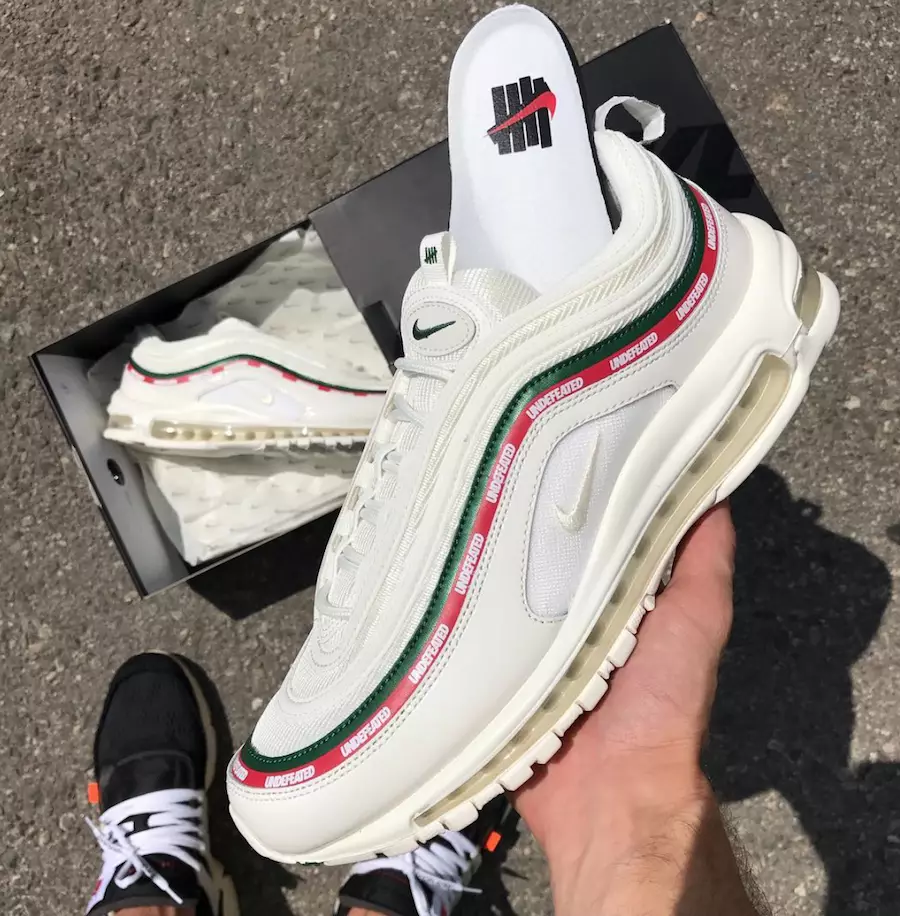 Nike Air Max 97 White AJ1986-100 בלתי מנוצח