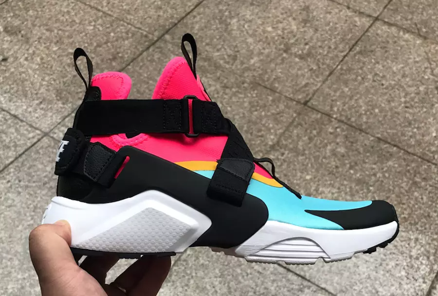 Hybridní model Air Huarache a Air Raid uvolňující Nike