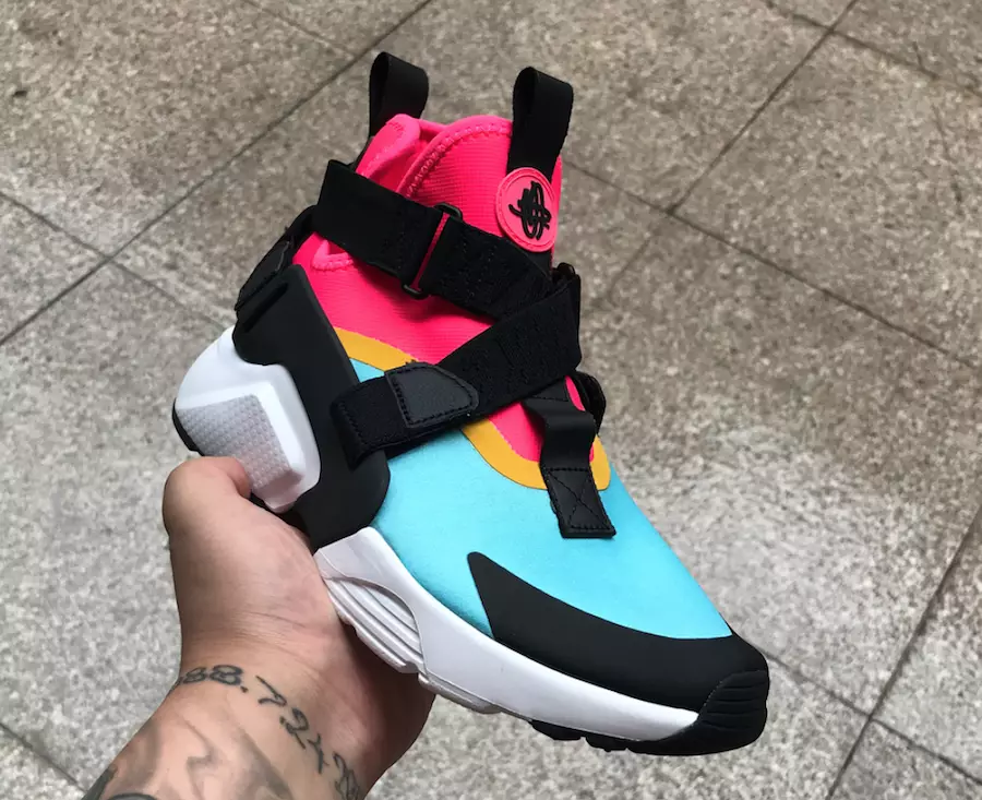 Hybridní Nike Air Huarache Nike Air Raid