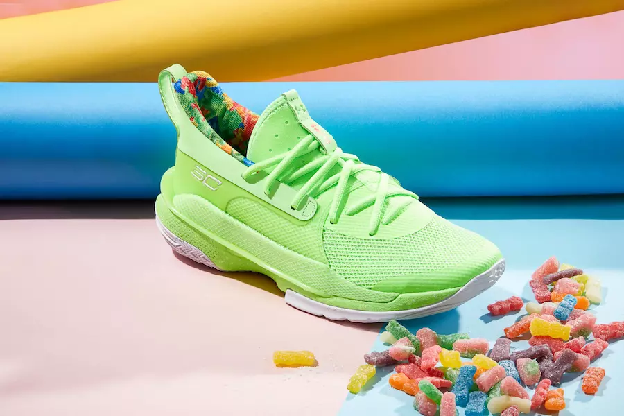 UA Curry 7 Sour Patch Kids Pakkett