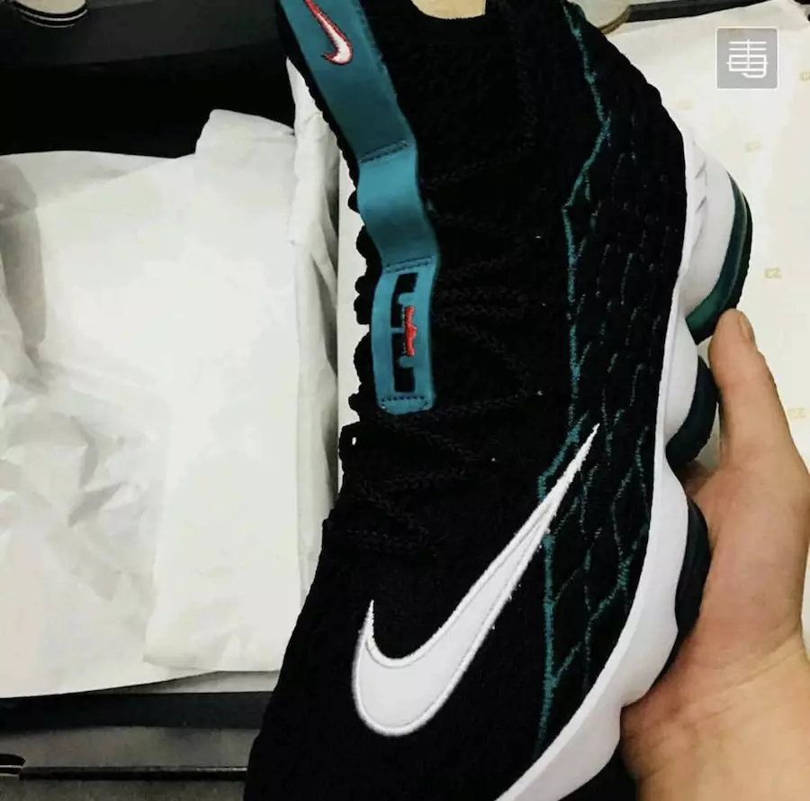 Útgáfudagur Nike LeBron 15 Griffey LeBron Watch