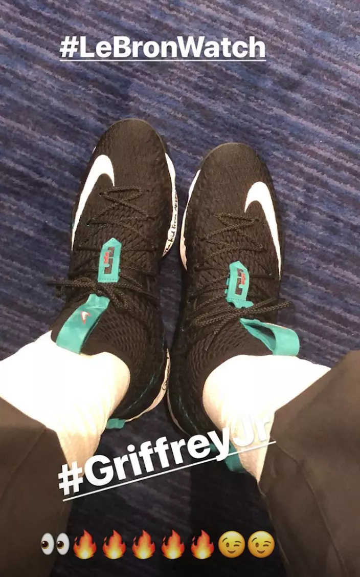 Nike LeBron úr Griffey