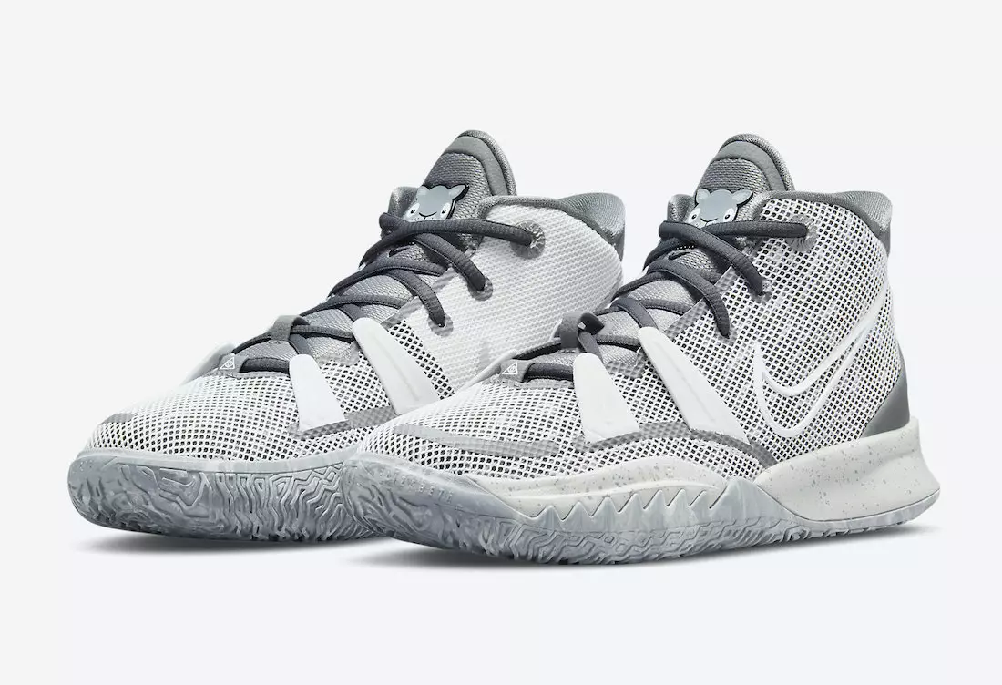 Denne Nike Kyrie 7 for barn introduserer merkevarens nye venn