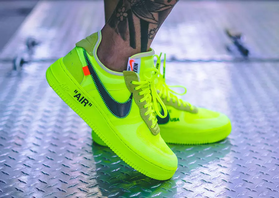 Qeyri-Ağ Nike Air Force 1 Low Volt Buraxılış Tarixi