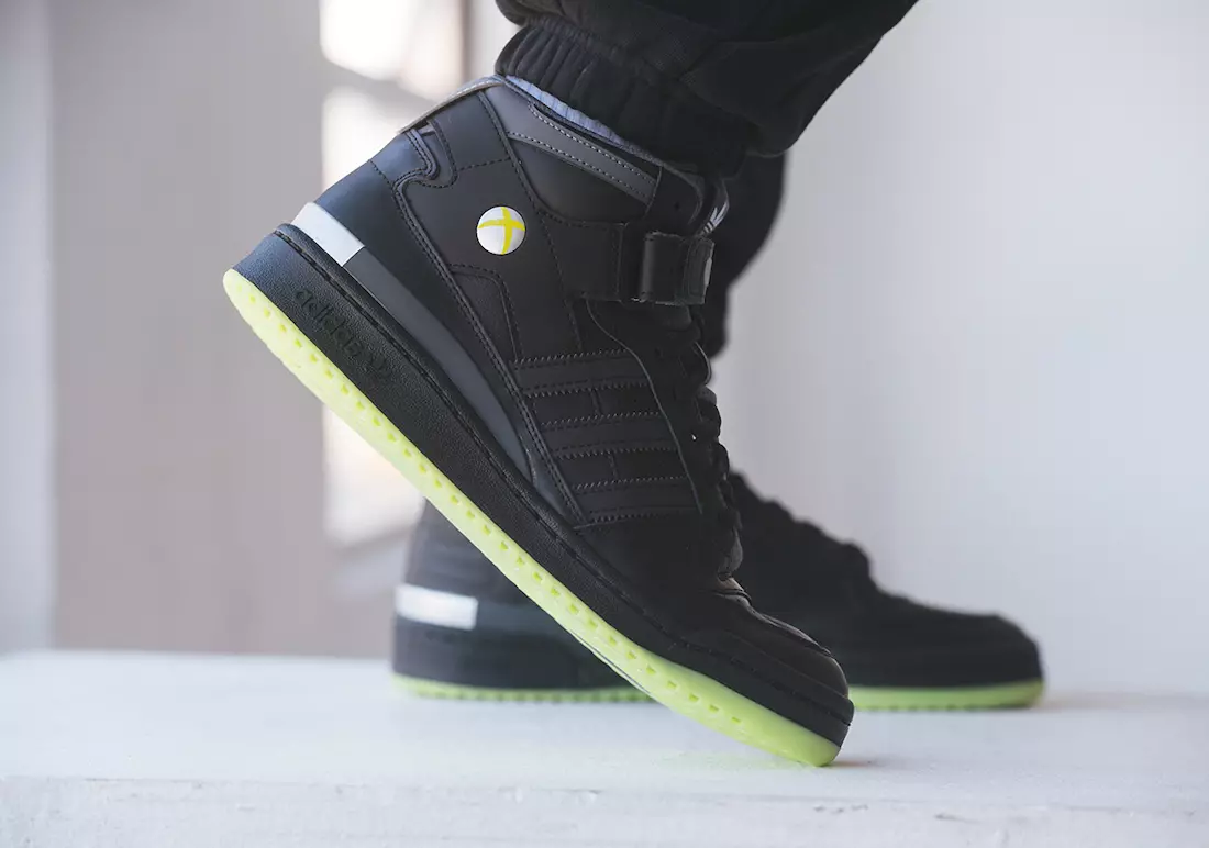 BAIT x Xbox x adidas Forum Mid “Xbox 360” omejen na 360 parov