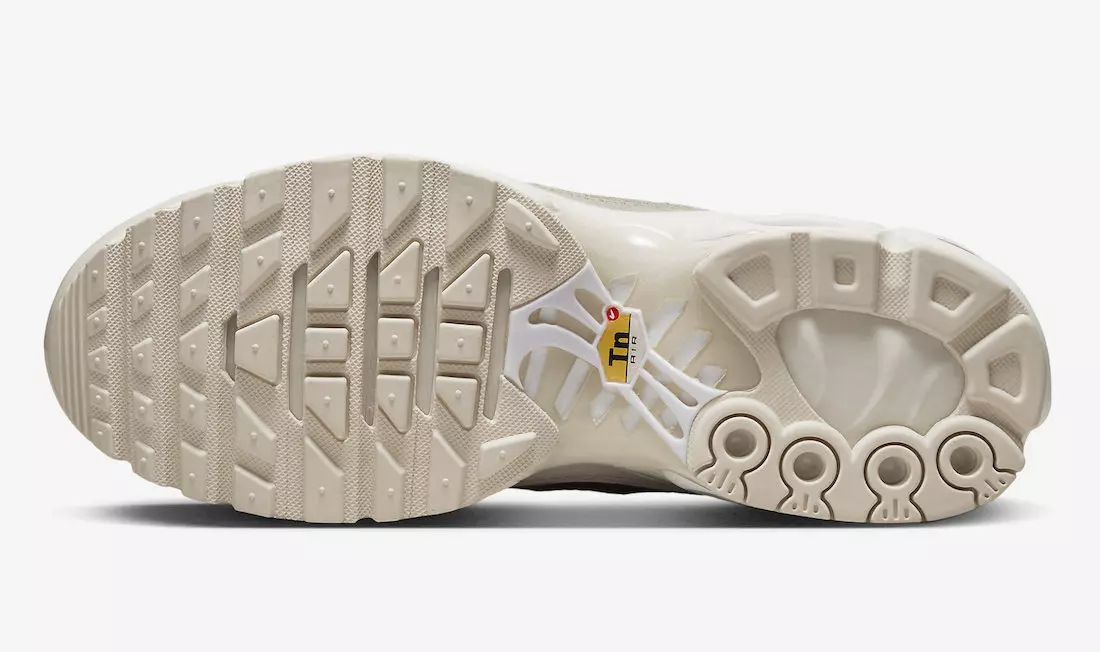 Nike Air Max Plus DZ2832-100 Megjelenés dátuma