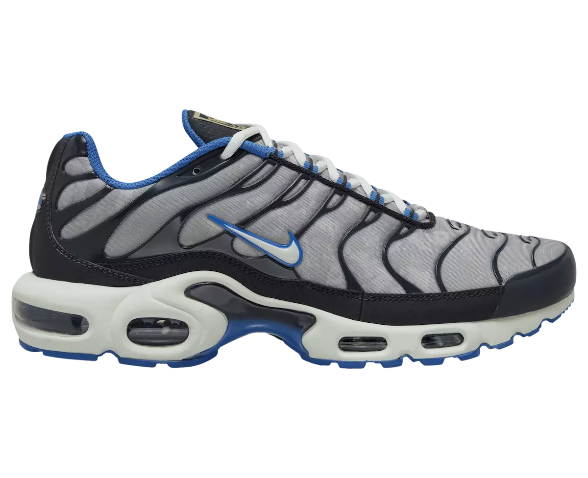 Nike Air Max Plus Soccer DQ3981-001 გამოშვების თარიღი