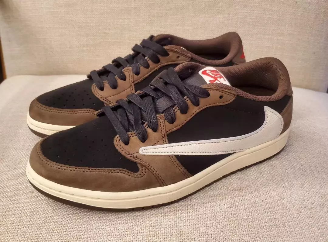 Travis Scott Air Jordan 1 Low CQ4277-001 Цэны на дату выпуску