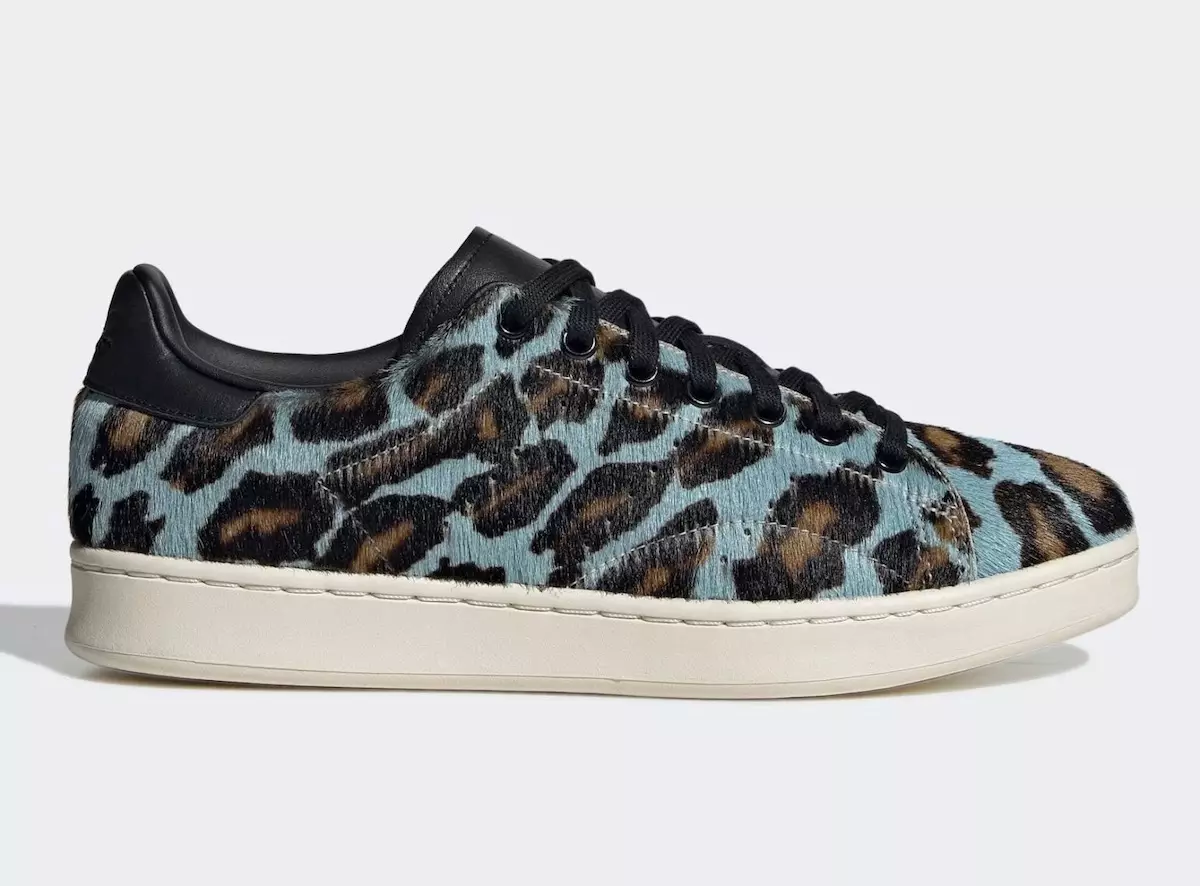 adidas Stan Smith သည် Leopard Print ဖြင့် ဖုံးအုပ်ထားသည်။