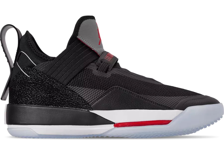 Date de sortie de la Air Jordan 33 SE Black Cement CD9560-006