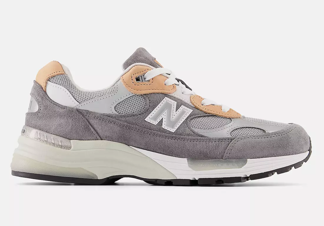 Todd Snyder x New Balance 992 ehtiyatı 22 fevral