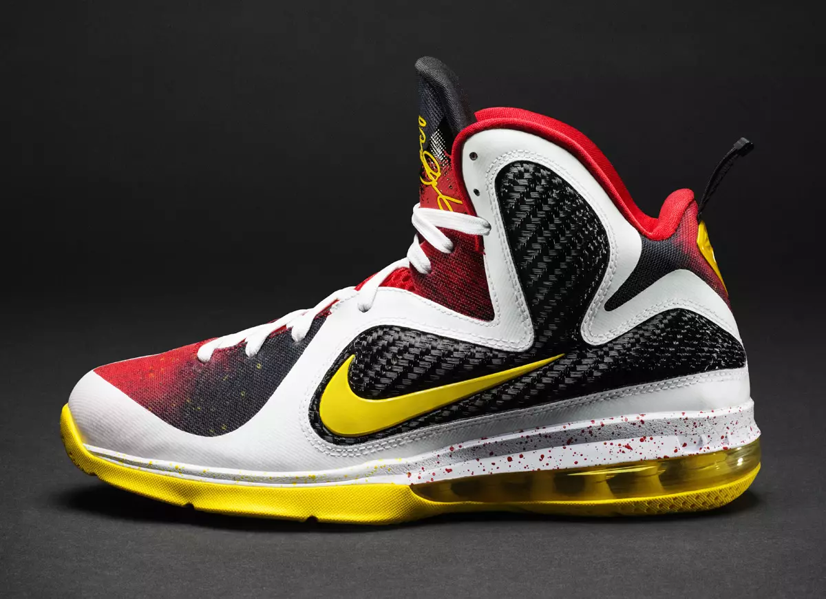 Nike LeBron 9 čempionāta komplekts