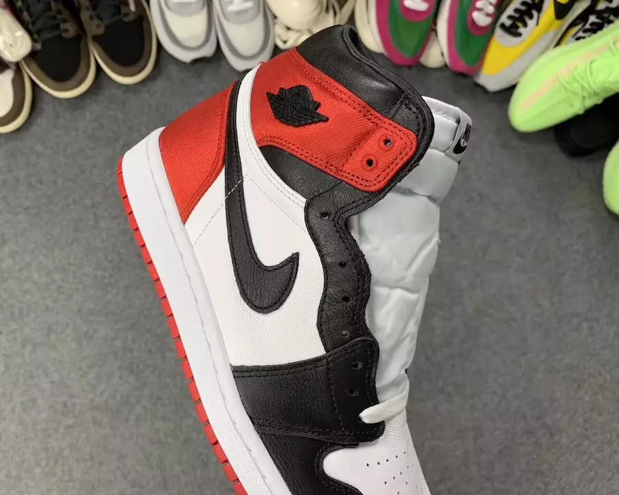 Жіночі атласні чорні кросівки Air Jordan 1 CD0461-016 Дата випуску