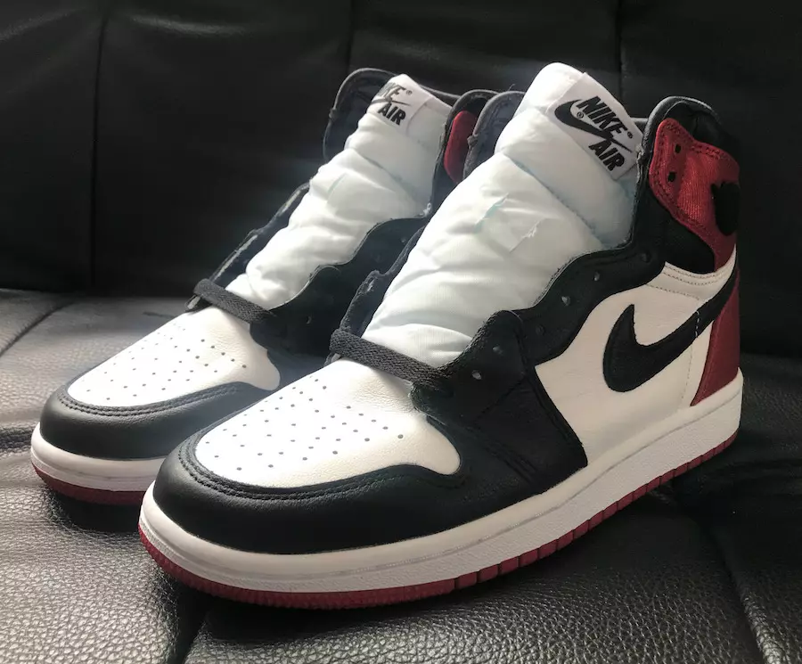 Air Jordan 1 Satin Black Toe WMNS CD0461-016 Utgivningsdatum