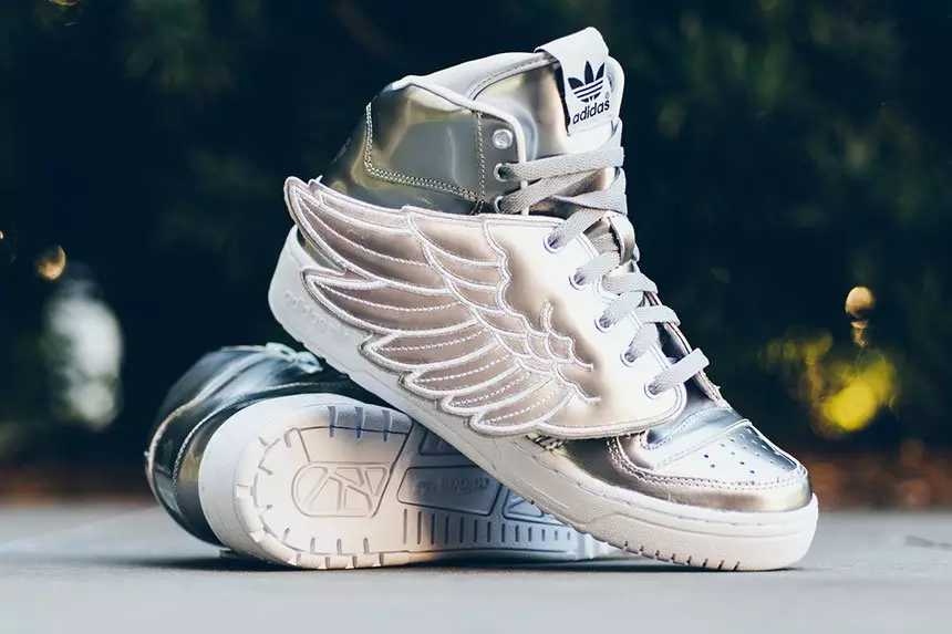 adidas Originals Jeremy Scott Wings „Metallic Silver“