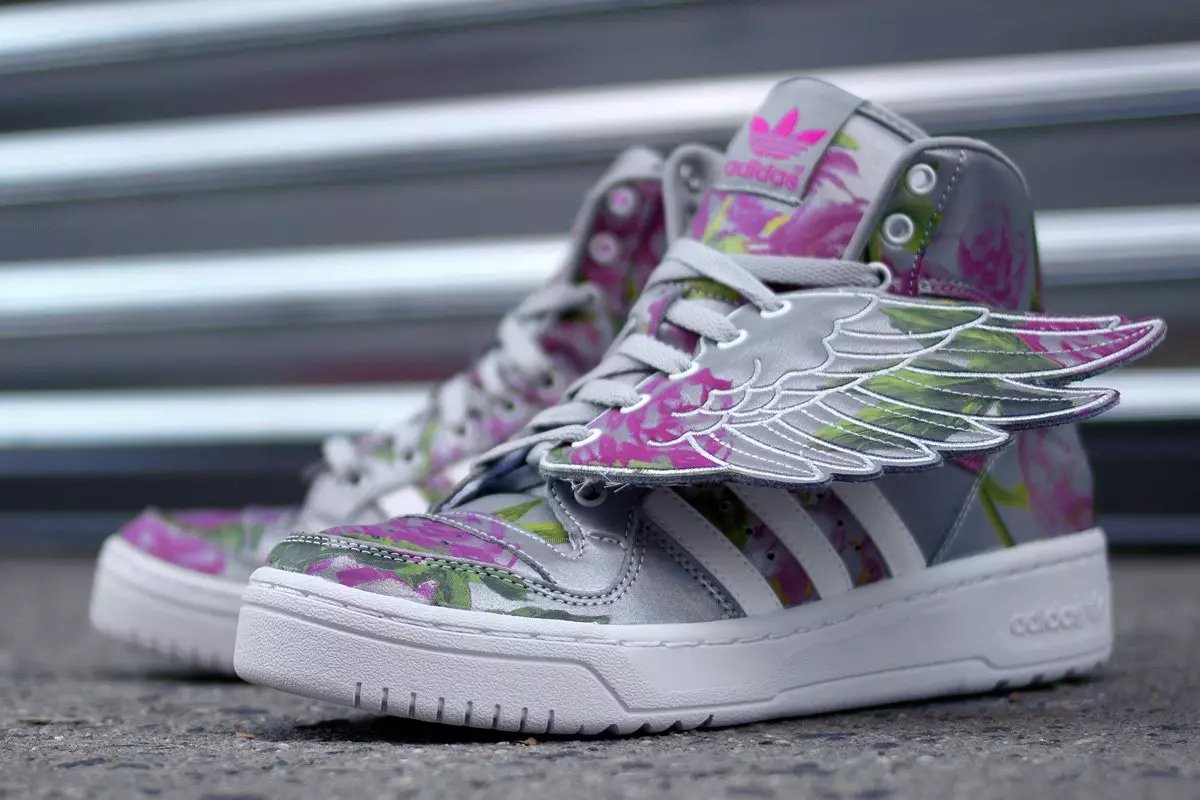 Jeremy Scott adidas JS Wings reflexní květinové