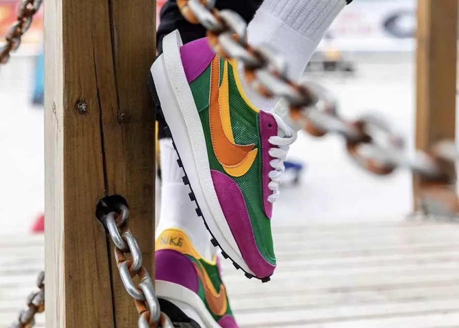 Sacai Nike LDWaffle Pine Green Clay Orange Del Sol BV0073-301 Išleidimo data ant kojų