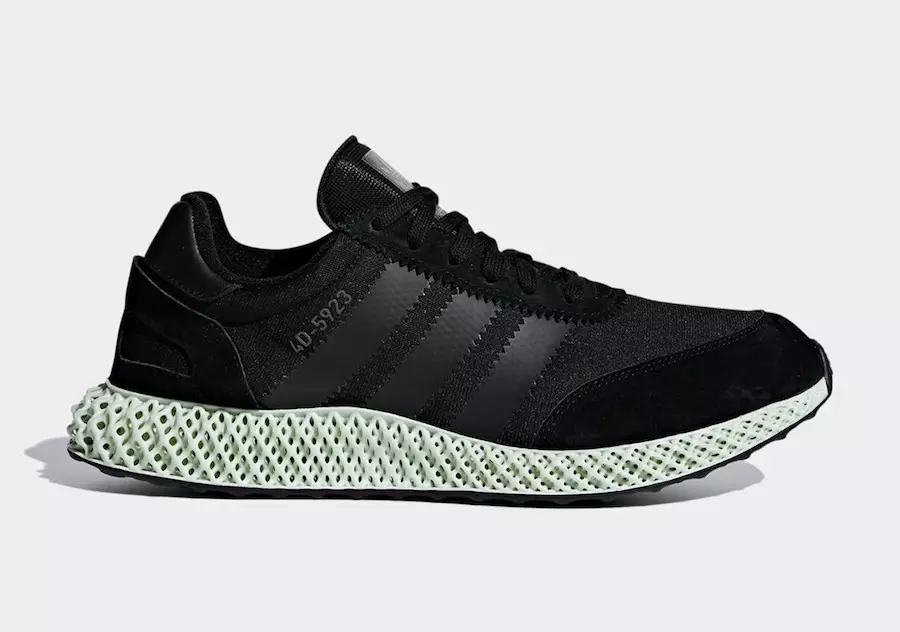 آدیداس Futurecraft 4D-5923 در رنگ مشکی عرضه شد