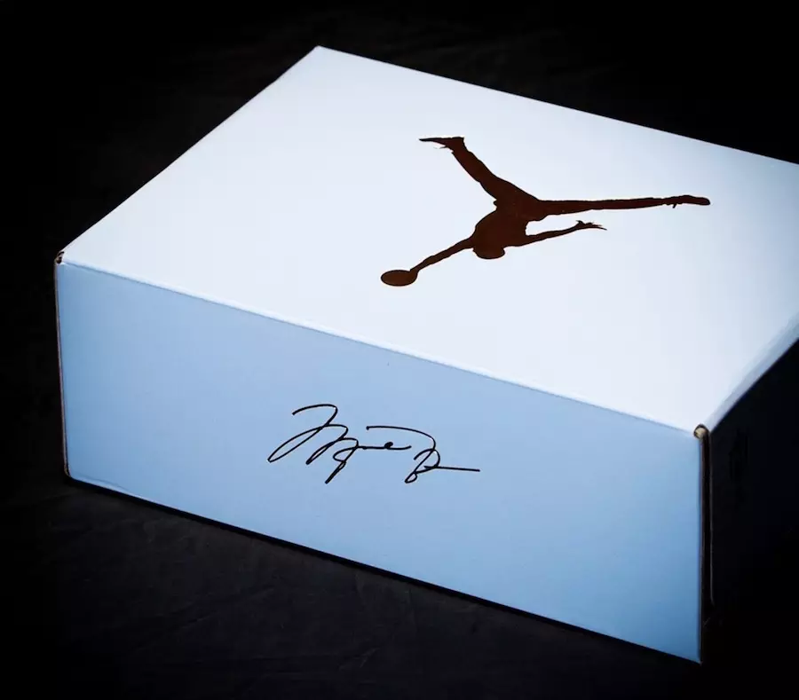 Trophy Room Air Jordan 5 Ice Blue Releasedatum Pris