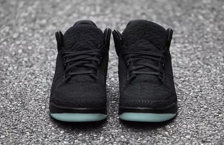 Air Jordan 3 Flyknit Black Glow in the Dark AQ1005-001 מעלדונג טאָג