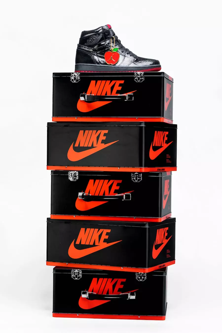 Дата выхода Air Jordan 1 SP Gina CD7071-001 Shoe Palace