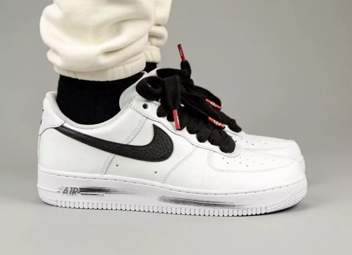 PEACEMINUSONE Nike Air Force 1 2.0 DD3223-100 izlaišanas datums kājām