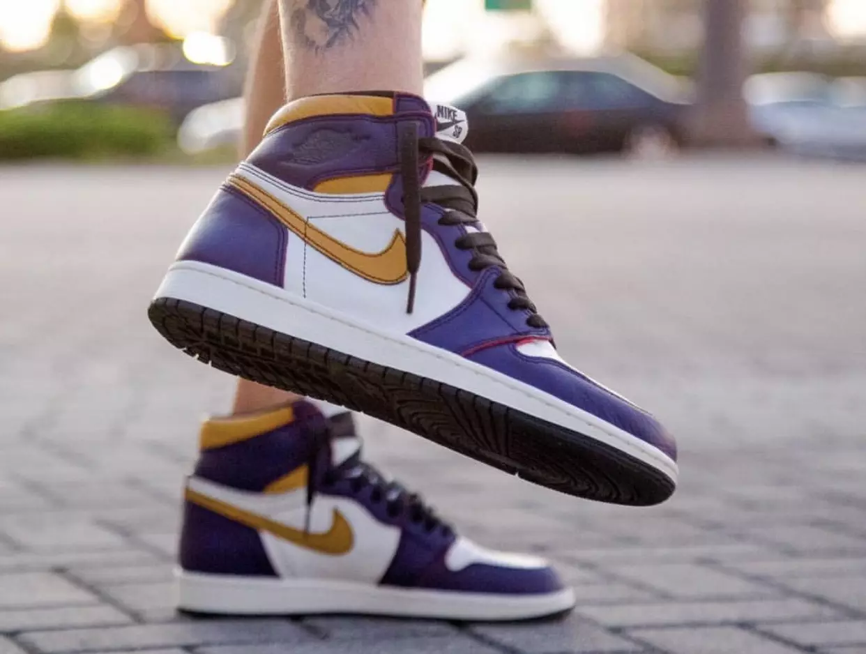 Nike SB Air Jordan 1 Lakers Court Purple Sail University Gold Black CD6578-507 Чыгарылган күнү