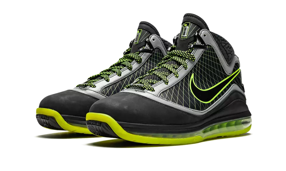 DJ Clark Kent Nike LeBron 7 112 Data e publikimit