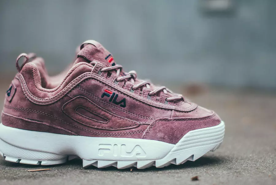 FILA WMNS Disruptor Low Ash Rose Fecha de lanzamiento