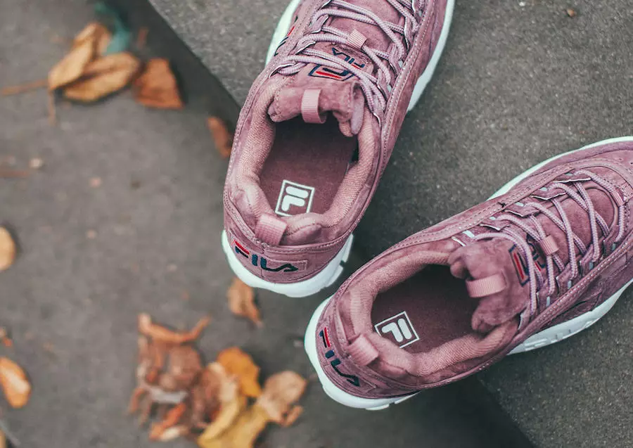 FILA WMNS Disruptor Low Ash Rose Data de lançamento