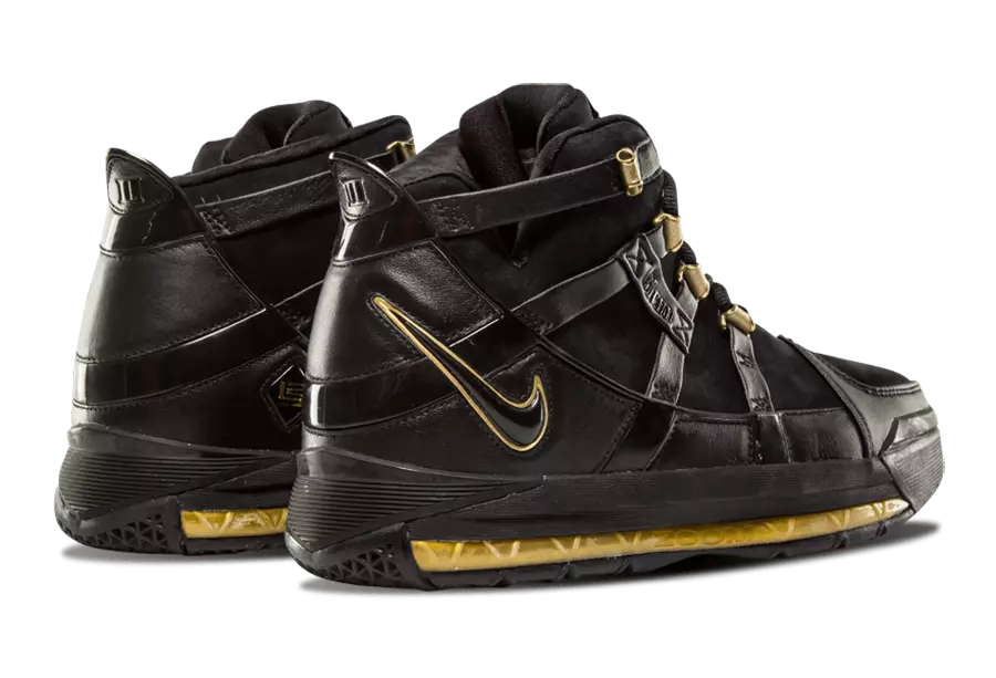 Nike LeBron 3 Zwart Goud