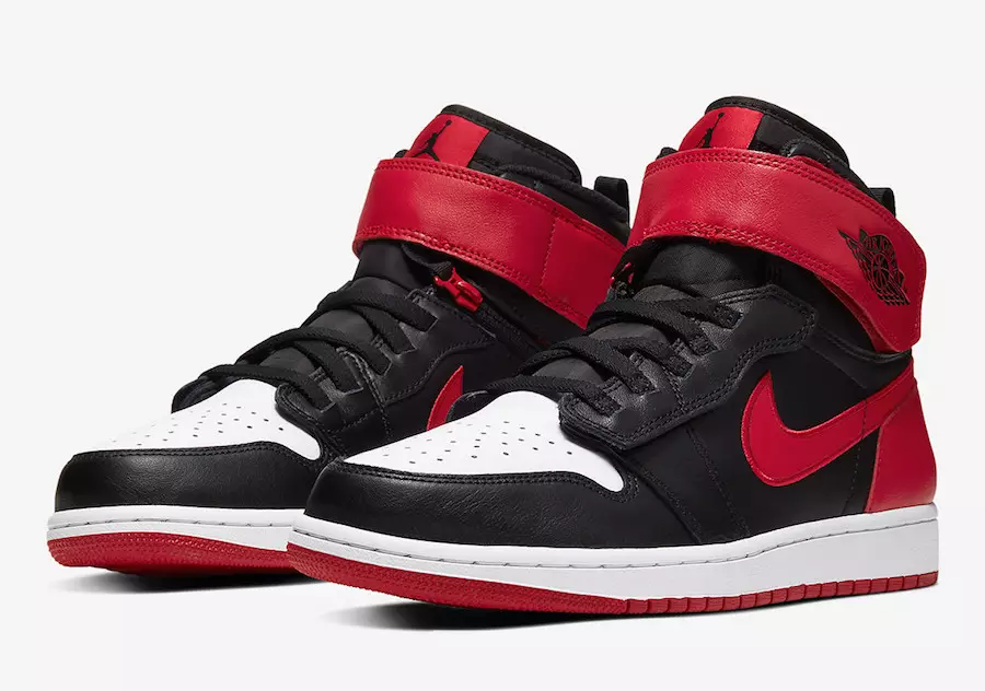 Oficiální fotografie Air Jordan 1 High FlyEase