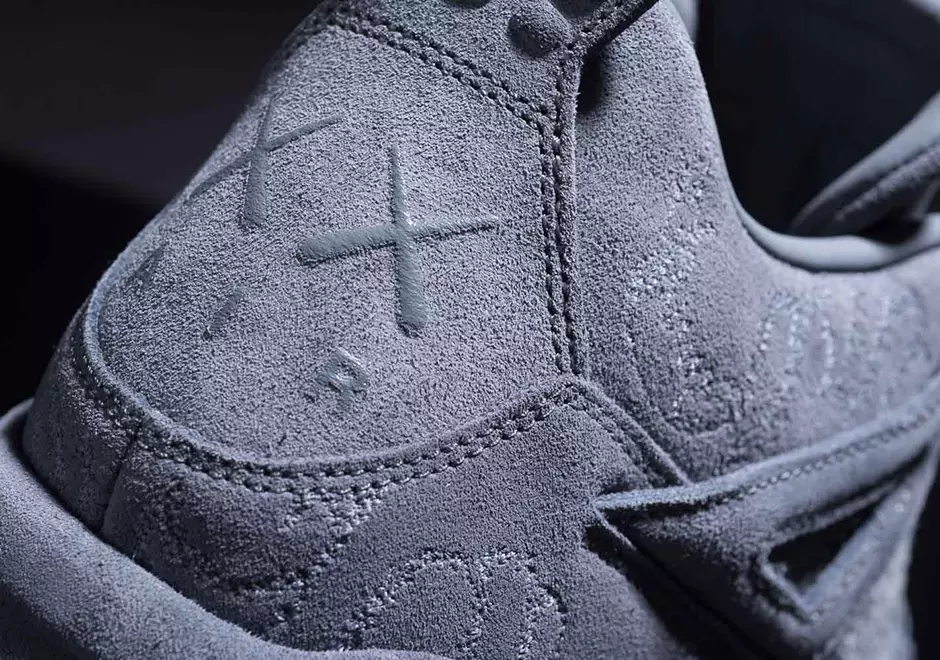 Jordan 4 KAWS