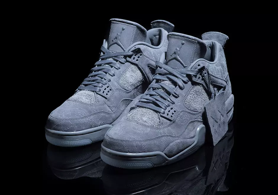 Jordan 4 KAWS