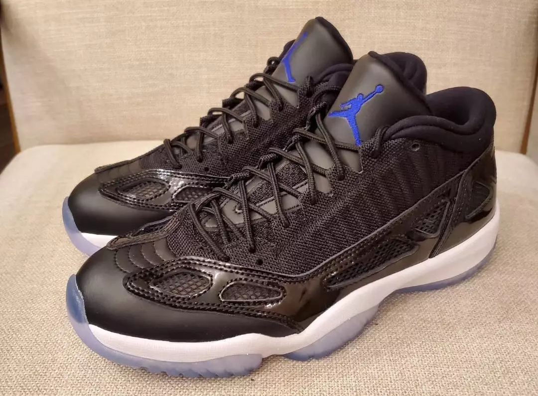 Air Jordan 11 Low IE Space Jam 919712-041 Verðlagning á útgáfudegi