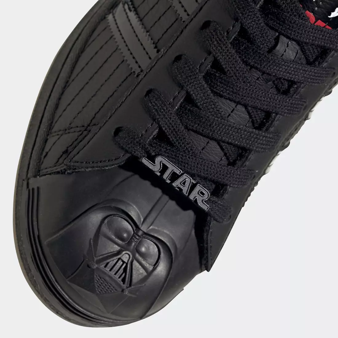 Zvaigžņu karu Adidas Superstar Darth Vader FX9302 izlaišanas datums