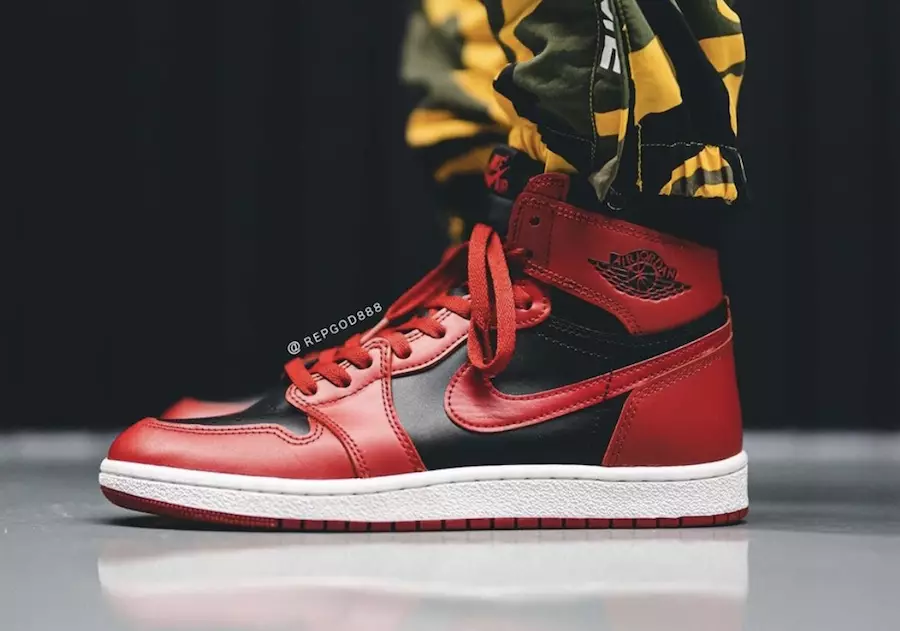 Air Jordan 1 Hi 85 Varsity Red Reverse Bred BQ4422-600 Megjelenés dátuma lábon