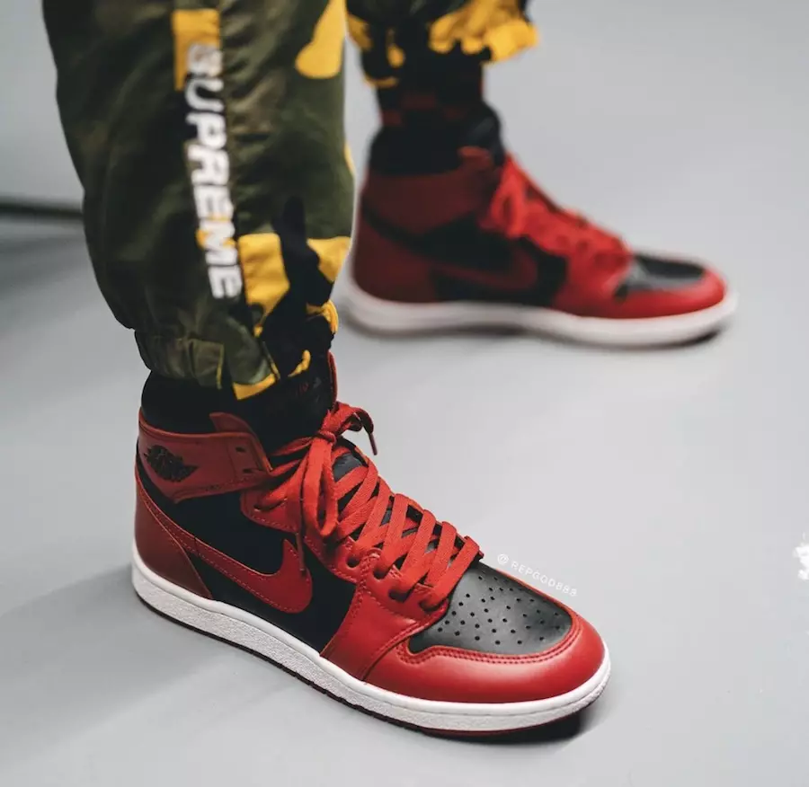 Air Jordan 1 Hi 85 Varsity Red Reverse Bred BQ4422-600 väljalaskekuupäev jalgadel