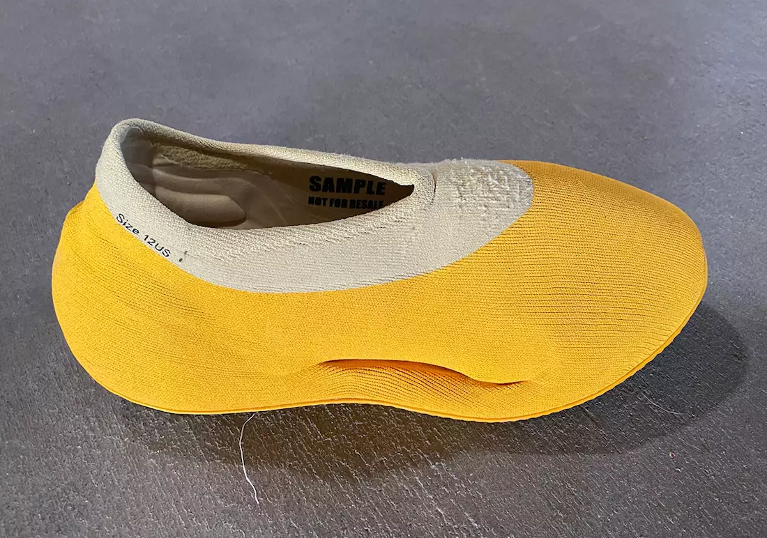 Канье Уэст Yeezy Dipped Yellow