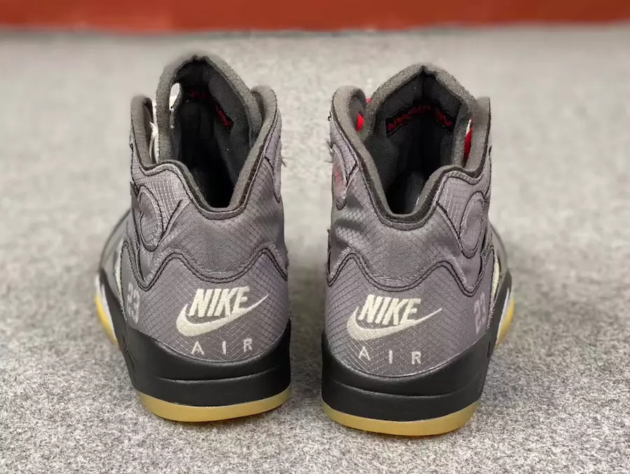 Цагаан өнгийн Air Jordan 5 CT8480-001