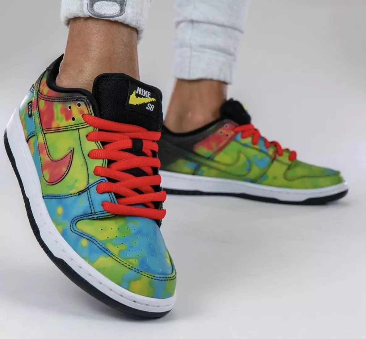 Civilist Nike SB Dunk Low CZ5123-001 išleidimo data pėsčiomis