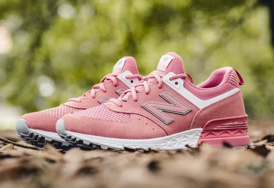 New Balance 574 Pink Suede